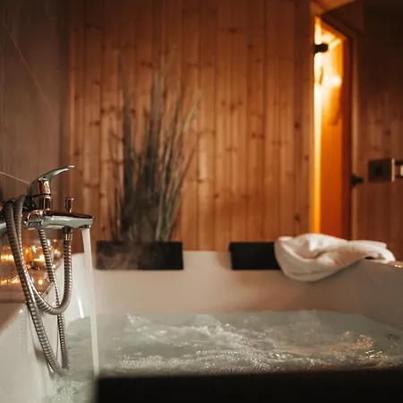 Le Bonheur De La Cascade 24 Pers - Malmedy, Wellness, Jardin, Confort * Мальмеди