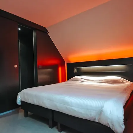 Le Bonheur De La Cascade 24 Pers - Malmedy, Wellness, Jardin, Confort Casa de Férias *