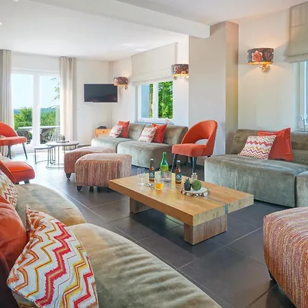 Дом отдыха Le Bonheur De La Cascade 24 Pers - Malmedy, Wellness, Jardin, Confort